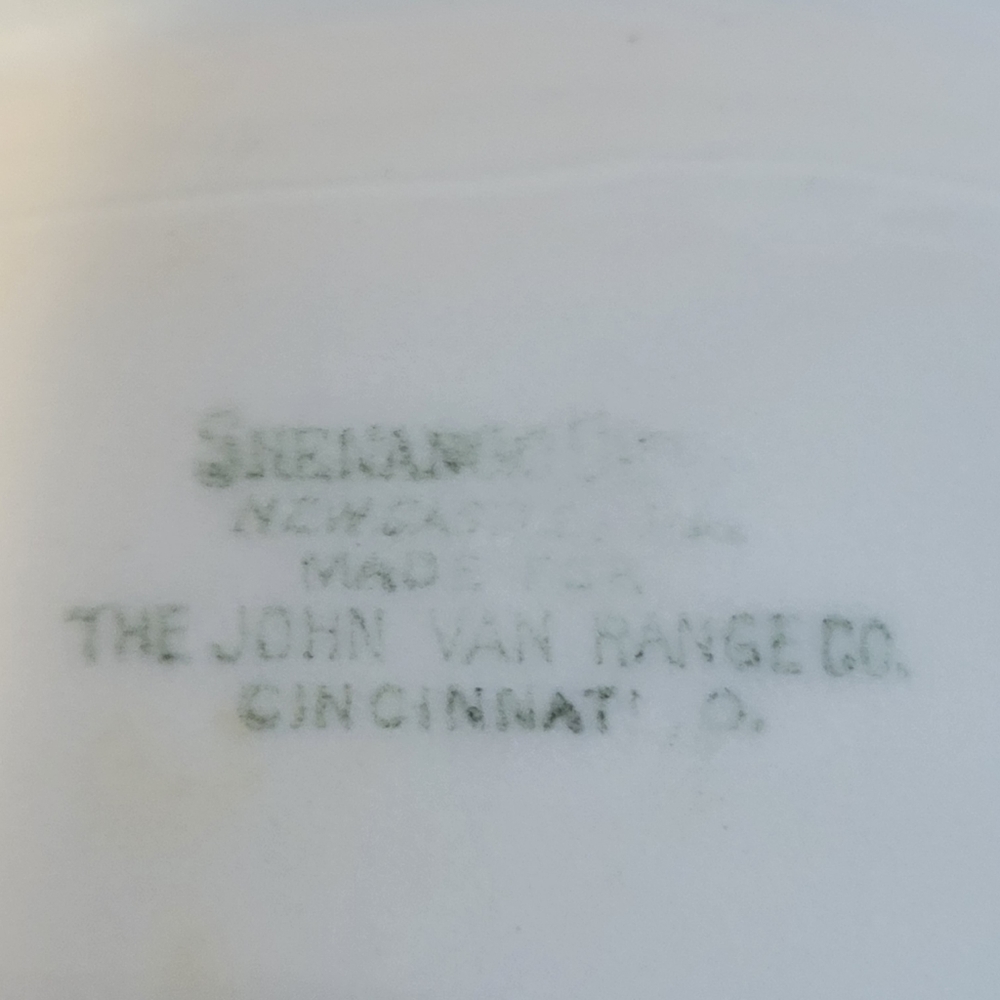 Vintage Ice-cream Ribbed Dish - Picture 5 of 5